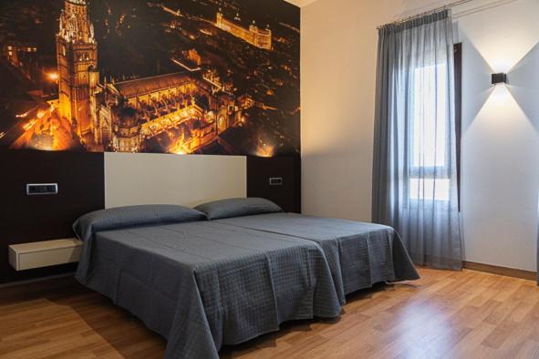 Hotel-Asador Montes Oretanos Pulgar Bagian luar foto